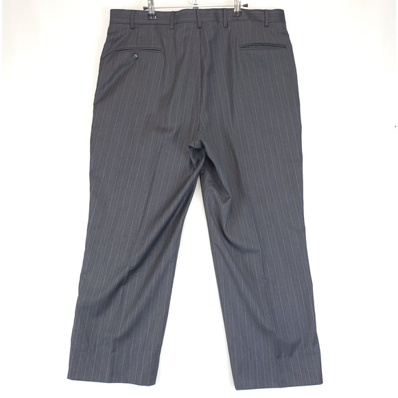 Jos A Bank Gordon 2PC Pant Suit Mens 44R Gray Striped Wool Signature Collection - Picture 3 of 16